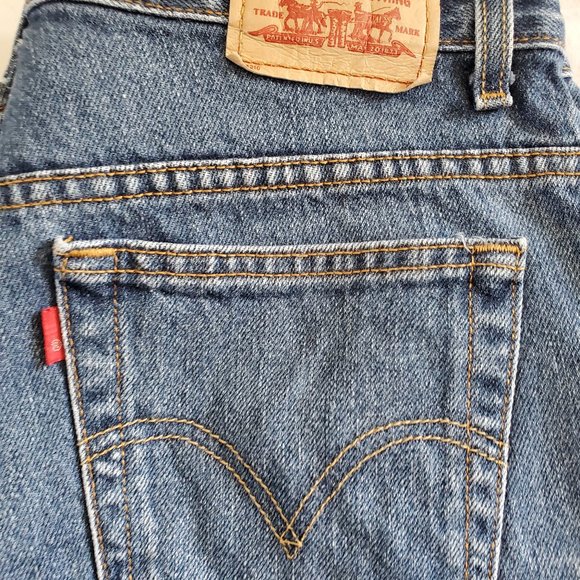 Levi's sz 12 L  mom jeans 100% cotton - Picture 2 of 4